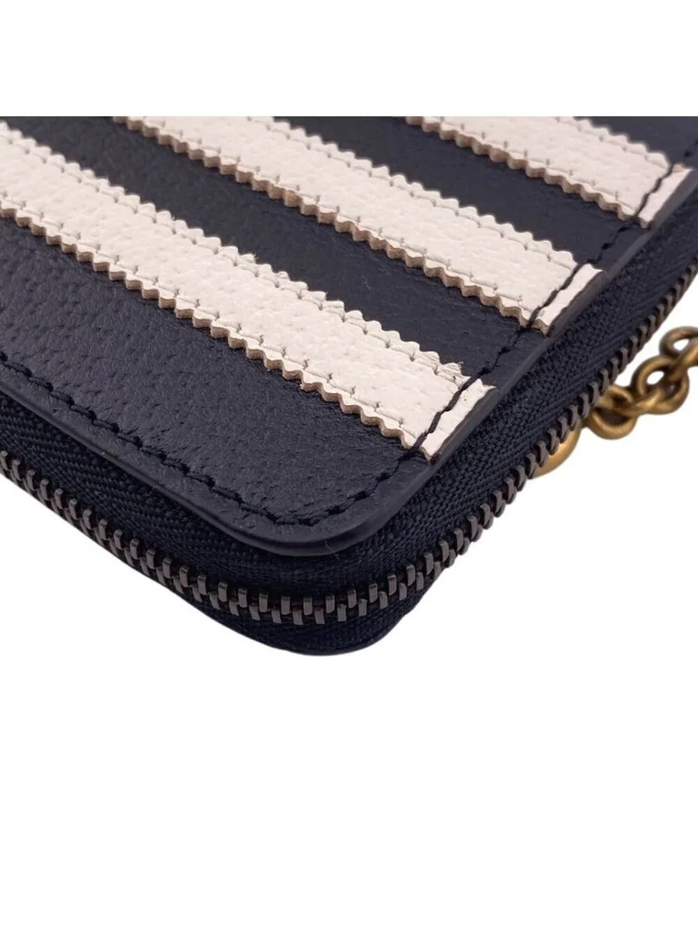 Gucci Trefoil Leather Shoulder Pouch Adidas Collaboration Card - Picture 5 of 8